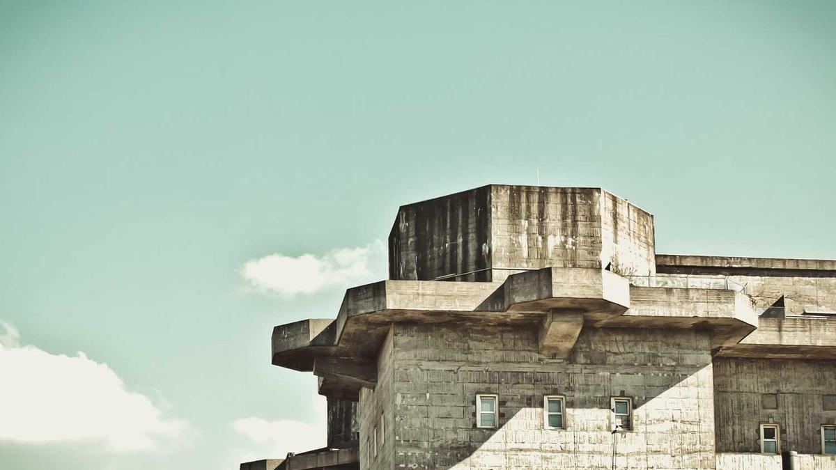 AI伴侣能够提供完美情绪价值，这是否会让我们丧失经营真人关系的能力